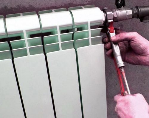 Демонтаж радиатора отопления: как снять батарею отопления в квартире, как открутить чугунный радиатор, как правильно снять старую батарею
