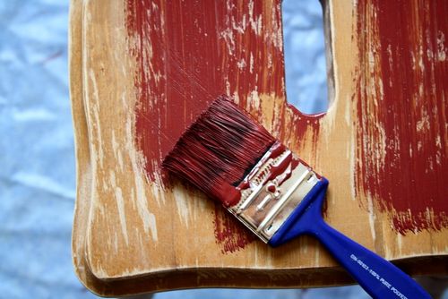 Как покрасить домашнюю мебель своими руками, состаривание мебели