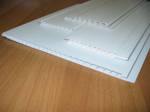 Как закрепить панели ПВХ на потолке и крепление обшивки на балконе пластиковой