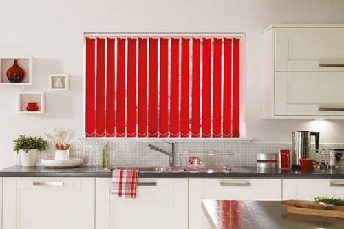 Оформление окна на кухне в современном стиле: фото и советы