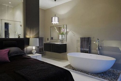 Ванная в спальне: рекомендации по созданию интерьера