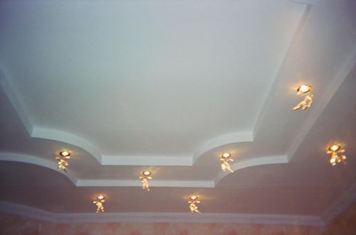 Виды потолков: многоуровневые в квартире, подвесные варианты и подшивное покрытие